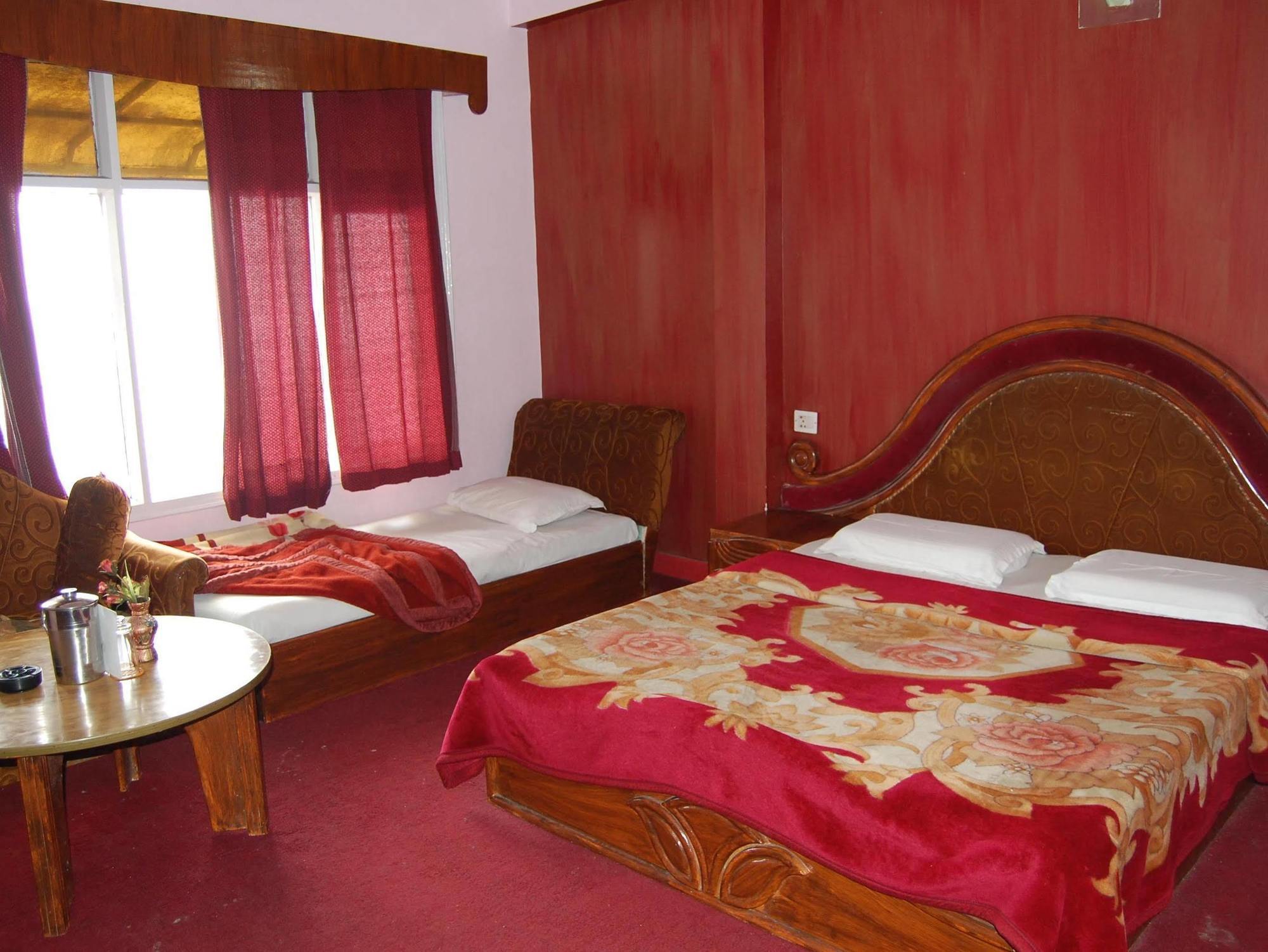 Hotel Park Mussoorie Exteriér fotografie